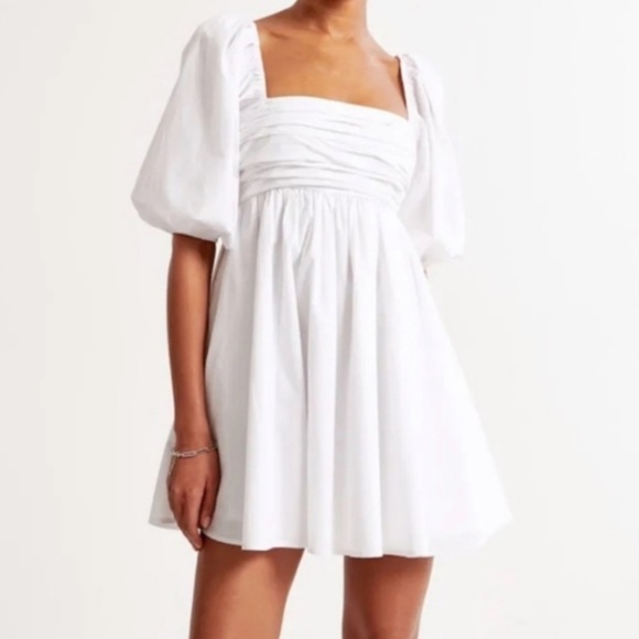 ABERCROMBIE AND FITCH WOMENS WHITE PUFF SLEEVE MINI DRESS MEDIUM PETITE NEW TAGS - Picture 1 of 8